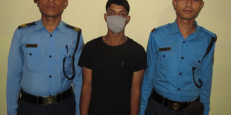 नक्करी पुलिस यसरी परे प्रहरीको फन्दामा