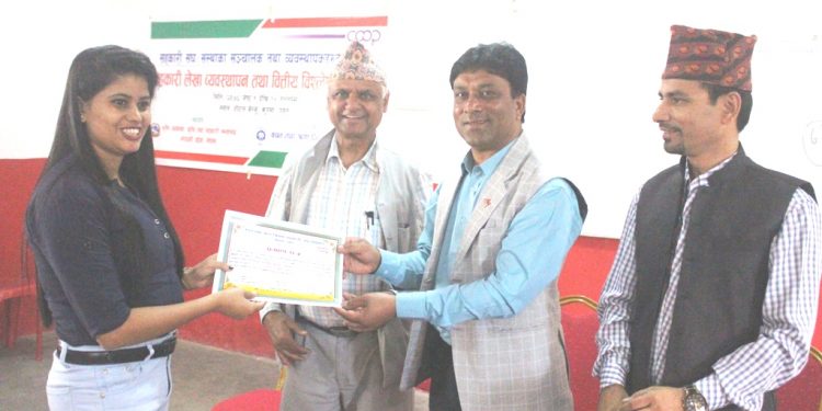 पर्वतका २६ सहकारीलाई वित्तीय विश्लेषण तालिम