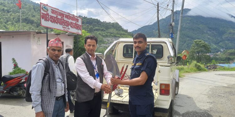 जलजलाले दियो पालिका भित्रका प्रहरी चौकीमा विपद् उद्धार सामग्री