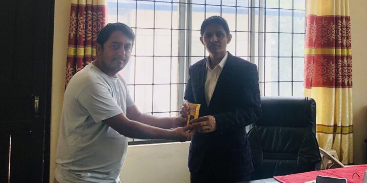 रियल बस्र्ट जुसको लापरबाही, जुसको बट्टा काटेर गाँसिएको फेला पर्‍यो