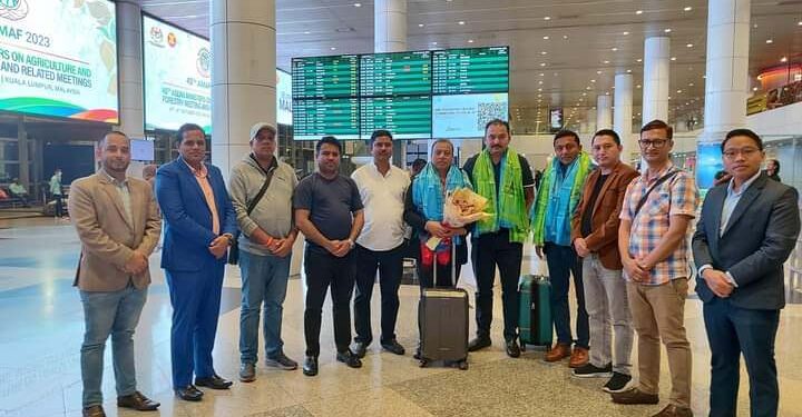 अधिबेशनलाई लक्षित गर्दै प्रवासी पर्वतेलीहरु धमाधम जिल्ला फर्किदै