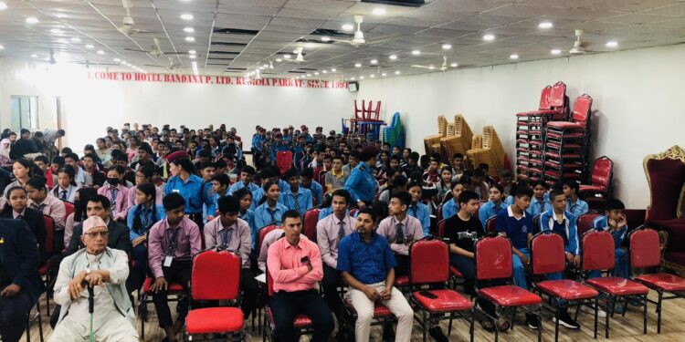 विद्यार्थी र अभिभावकको एउटै आवाज ‘नो ड्रग’