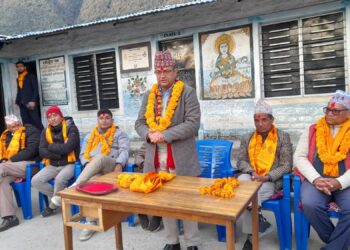 जनता सँग साक्षात्कार अभियानमा सांसद गिरी