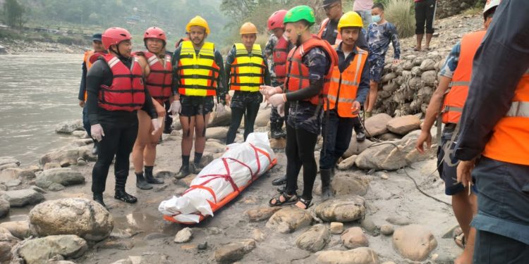 बेवारिसे शवको पहिचान नहुँदा ५ दिन देखि अस्पतालमा अलपत्र